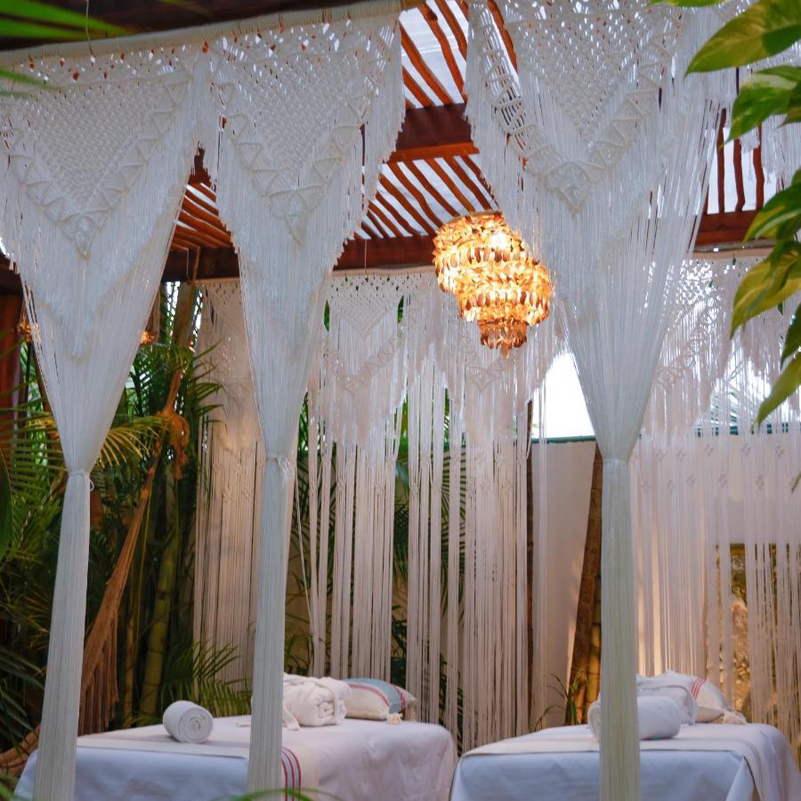 Hotel Hulku Плая дел Кармен Екстериор снимка