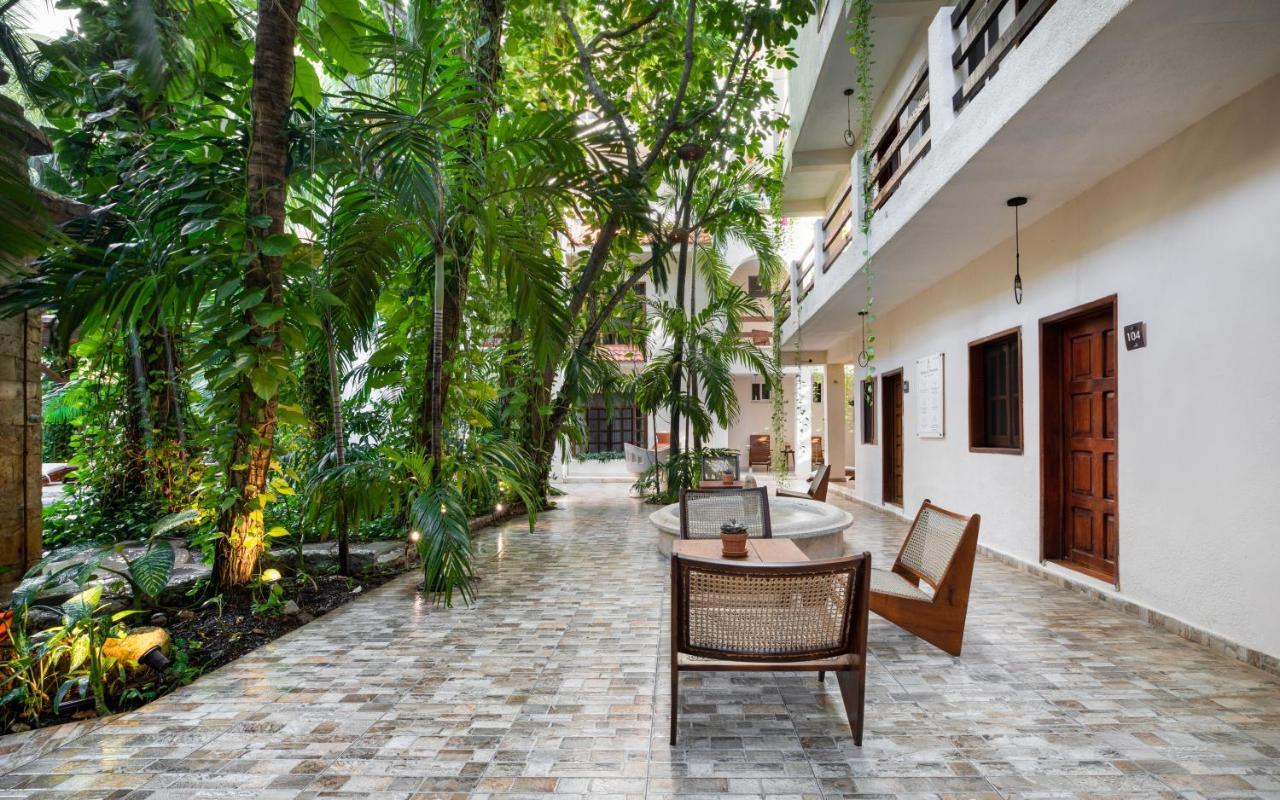 Hotel Hulku Плая дел Кармен Екстериор снимка