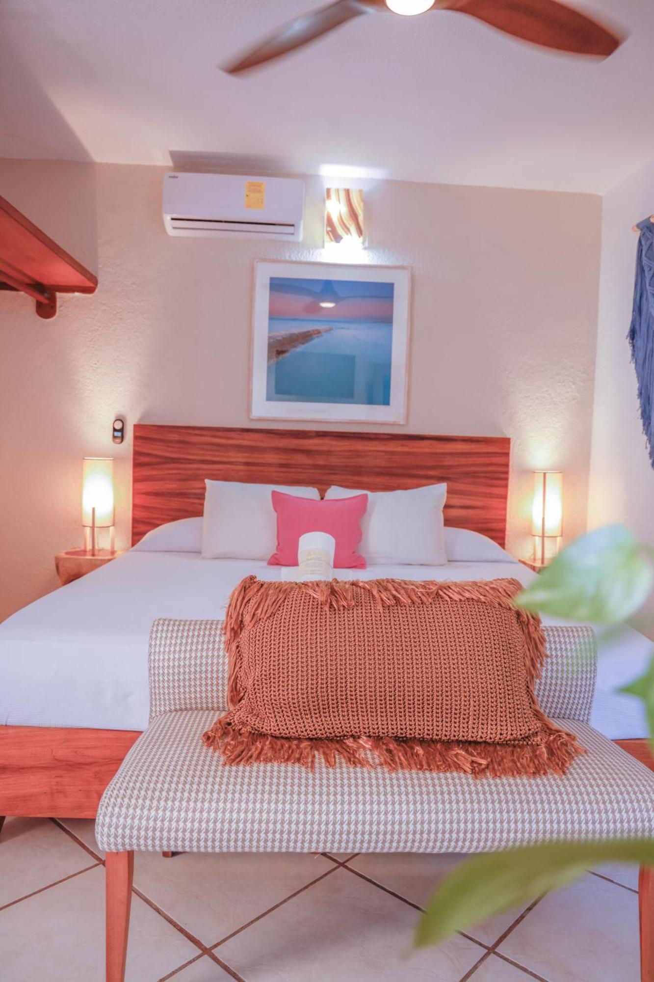 Hotel Hulku Плая дел Кармен Стая снимка